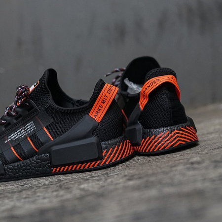 Buty Adidas NMD_R1 V2 (FW6409) Core Black / Core Black / Solar Red