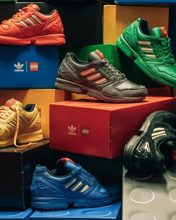 Buty Adidas Originals x LEGO ZX 8000 (FY7085) BLACK/FTWWHITE/BLACK