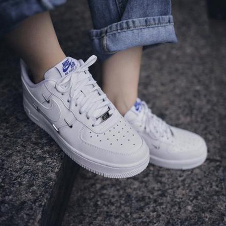 Buty Nike WMNS AIR FORCE 1 '07 LX (CT1990-100) White