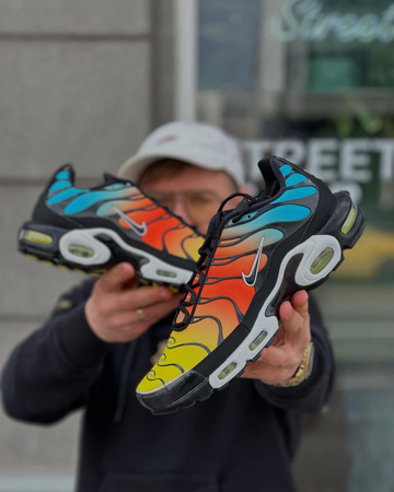 Buty Nike Air Max Plus (HV2526-001) Black/Black-Baltic Blue