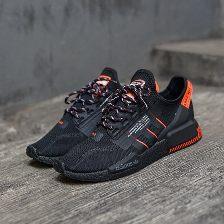 Buty Adidas NMD_R1 V2 (FW6409) Core Black / Core Black / Solar Red