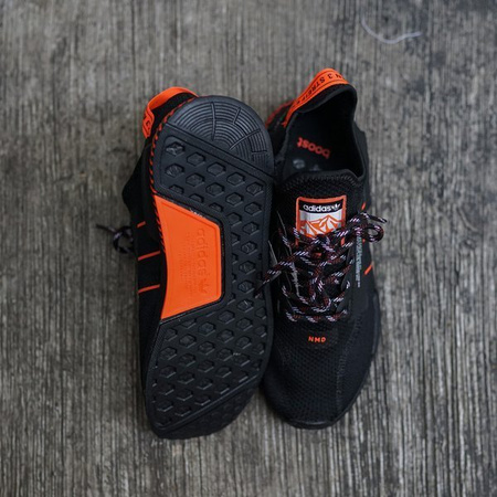 Buty Adidas NMD_R1 V2 (FW6409) Core Black / Core Black / Solar Red