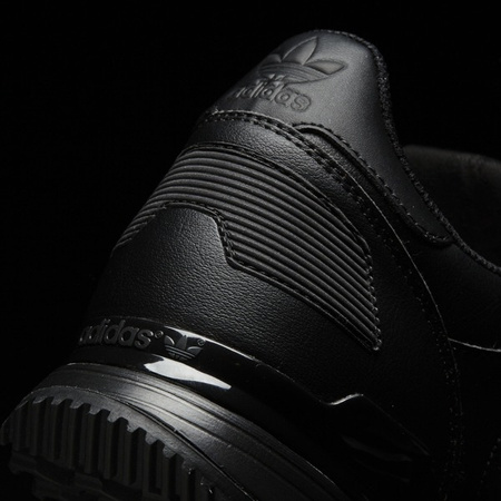 Buty Adidas ZX 700 S80528 (Core Black / Core Black)