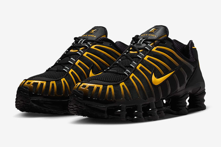 Buty Nike Shox TL (AV3595-013)  Black / University Gold