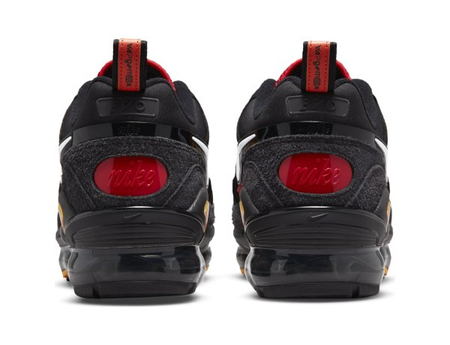 Buty Nike Vapormax EVO SE (DB0159-001) Black-Orange-Univ Gold