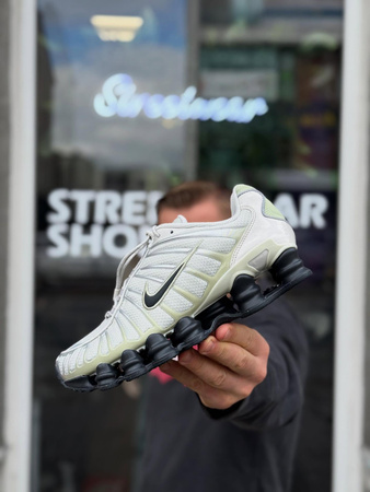 Buty Nike Shox TL (FV0939-002) Light Bone/Off Noir