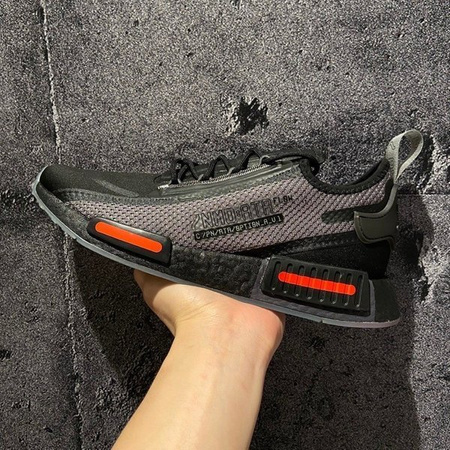 Buty Adidas NMD_R1 SPECTOO (FZ3204) Core Black / Grey Five / Solar Red