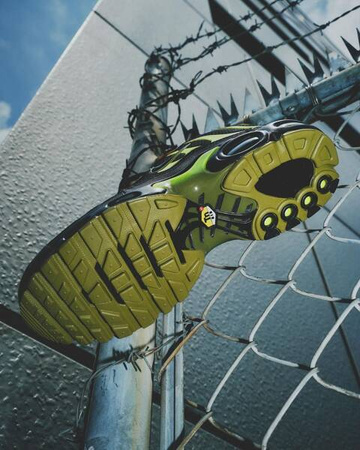 Buty Nike Air Max Plus (DM0032-010) Black/Black-Cyber-Pacific Moss