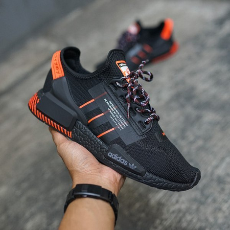 Buty Adidas NMD_R1 V2 (FW6409) Core Black / Core Black / Solar Red