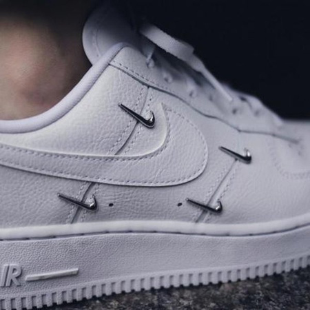 Buty Nike WMNS AIR FORCE 1 '07 LX (CT1990-100) White
