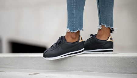 Buty Nike Cortez Leather WMNS (807471-021) Off Noir/Off Noir - Black 