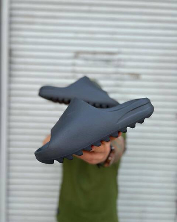 Klapki YEEZY SLIDE (HQ6448) Onyx/Onyx