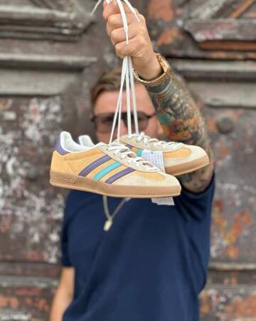 BUTY ADIDAS Gazelle Indoor (IG1636) Glow Orange / Shadow Violet / Off White