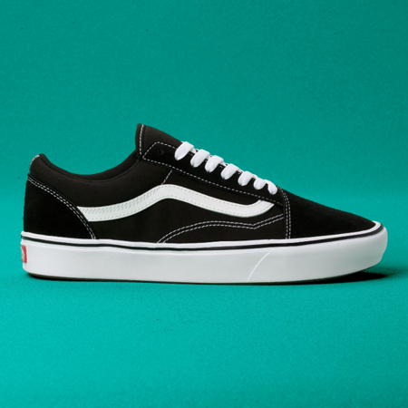 BUTY VANS COMFYCUSH OLD SKOOL (BLACK/WHITE)