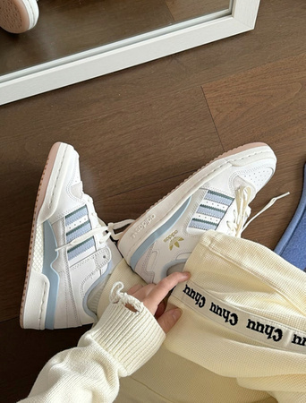 Buty Adidas FORUM LOW (IG3964) CCloud White / Wonder Blue / Cream White