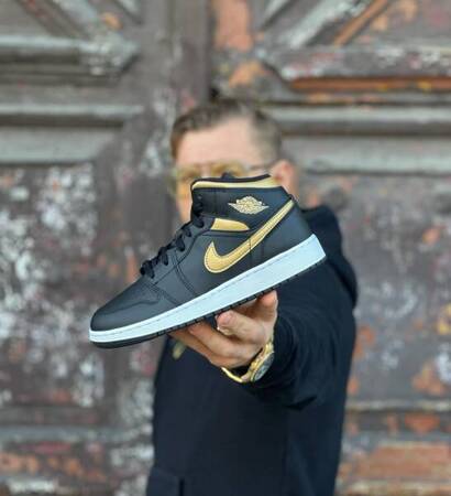 Buty Air Jordan 1 Mid (DQ8423-071) Black/Metallic Gold