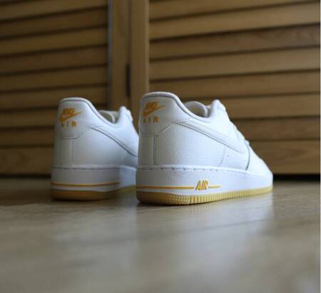 Buty Nike Air Force 1 '07 (DZ4512-100) Summit White / University Gold