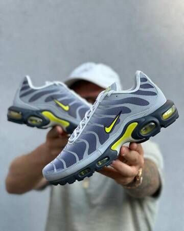 Buty Nike Air Max Plus (FZ4622-001) Mettalic Silver/Opti Yellow